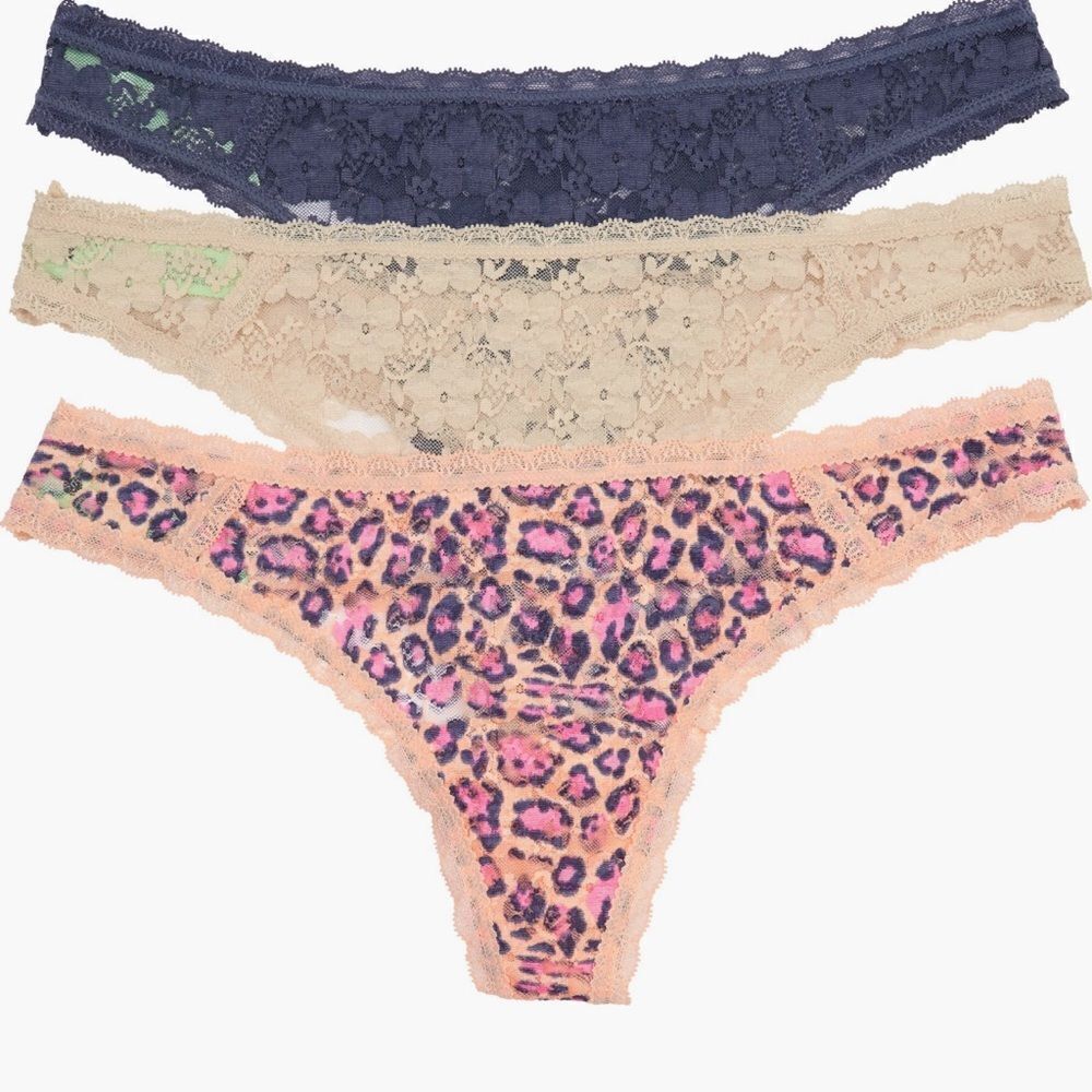 Honeydew 3 pack low rise thongs